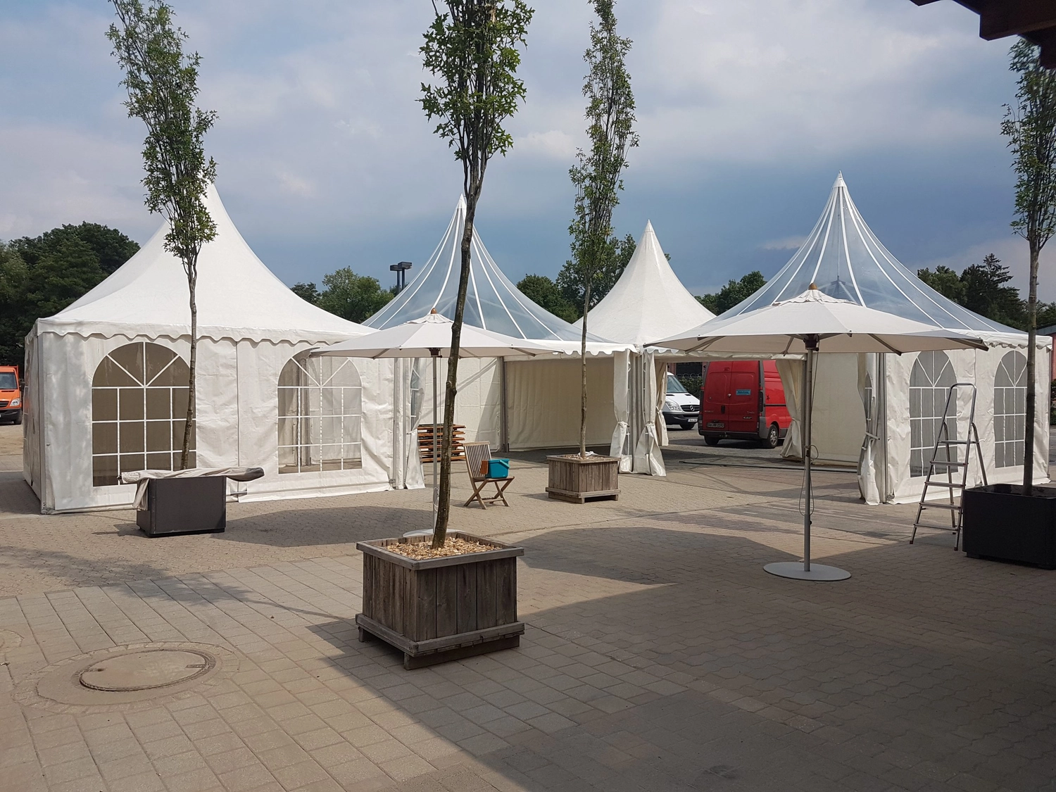 Zeltvermietung Eventzelt mieten Partyzelt mieten Festzelt mieten Großzelt mieten Pagodenzelt mieten Zelte für Veranstaltungen Zeltverleih NRW Zeltvermietung NRW Zelt mieten Köln Zelt mieten Bonn