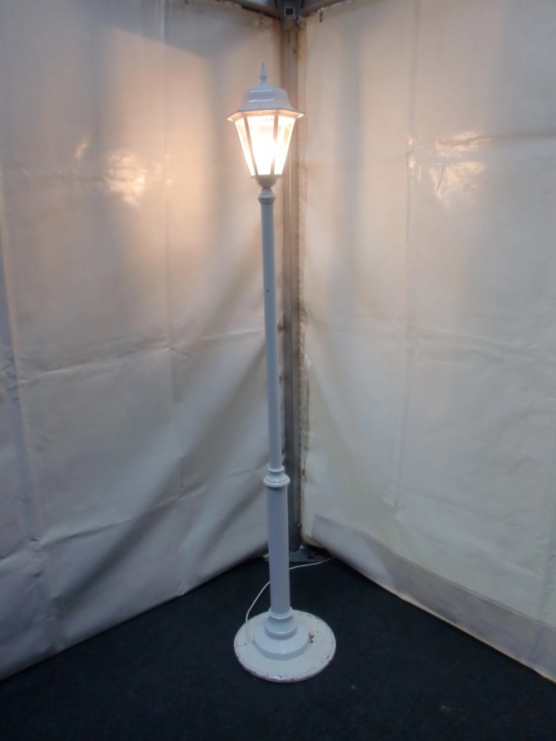 mobile Eventlocation flexible Raumlösung Event großes Zelt für 1000 Personen mieten Zeltvermietung mit Komplettservice NRW Pagodenzelte kombinieren mieten Zelt für Hochzeit mit Ausstattung mieten Eventzelt inklusive Möbel und Licht Zelt für Outdoor Veranstaltung mieten