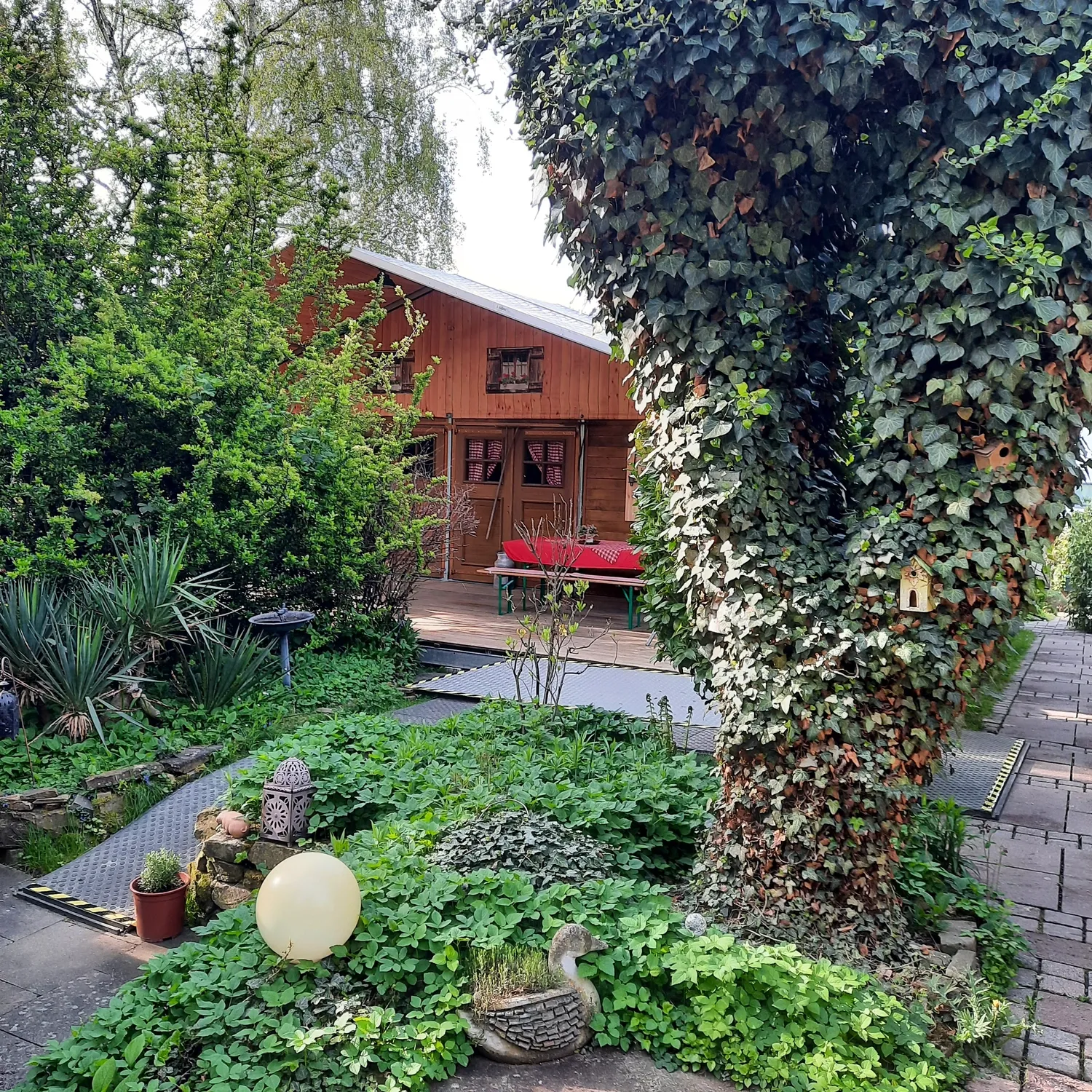 Zeltvermietung Eventzelt mieten Partyzelt mieten Festzelt mieten Großzelt mieten Pagodenzelt mieten Zelte für Veranstaltungen Zeltverleih NRW Zeltvermietung NRW Zelt mieten Köln Zelt mieten Bonn