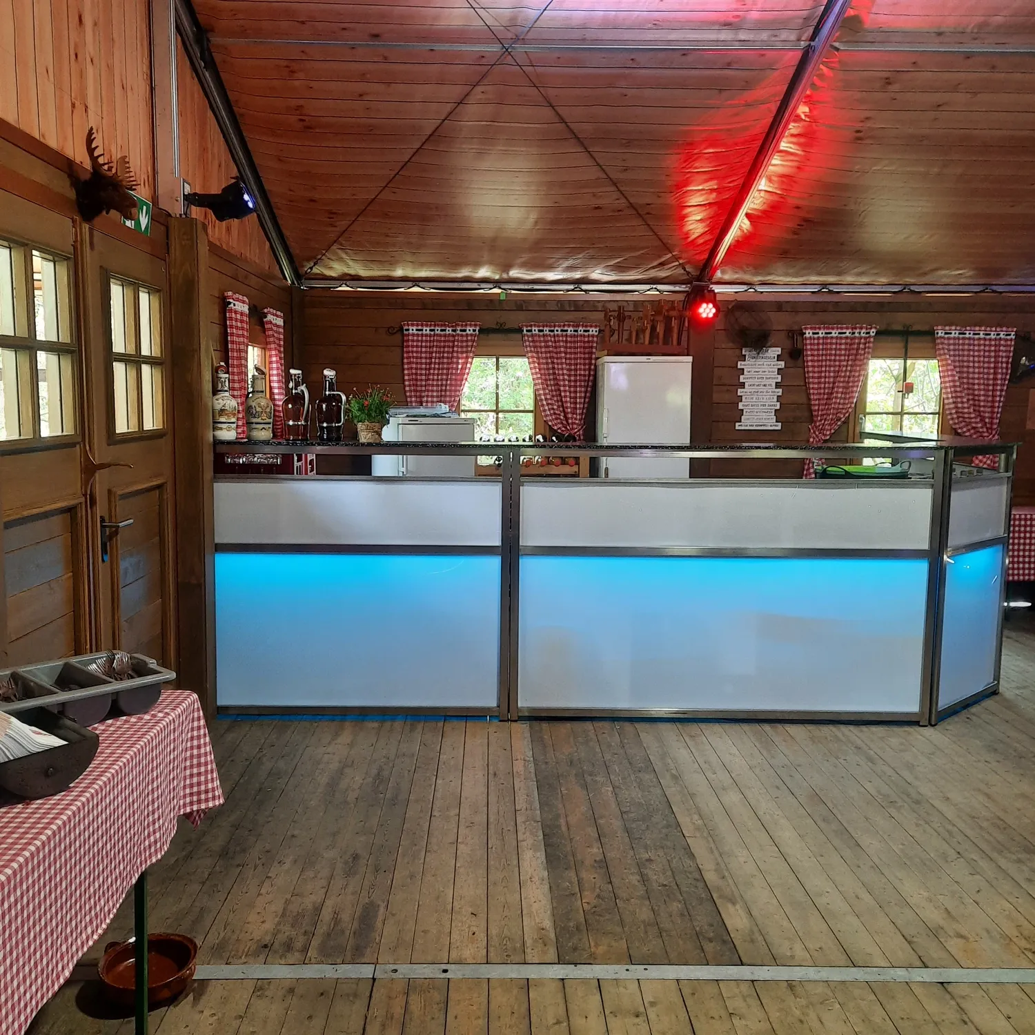 Zeltvermietung Eventzelt mieten Partyzelt mieten Festzelt mieten Großzelt mieten Pagodenzelt mieten Zelte für Veranstaltungen Zeltverleih NRW Zeltvermietung NRW Zelt mieten Köln Zelt mieten Bonn